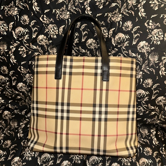 BURBERRY Nova Check Coated Canvas Small/Medium Tote Bag 100% Authentic - Picture 2 of 10